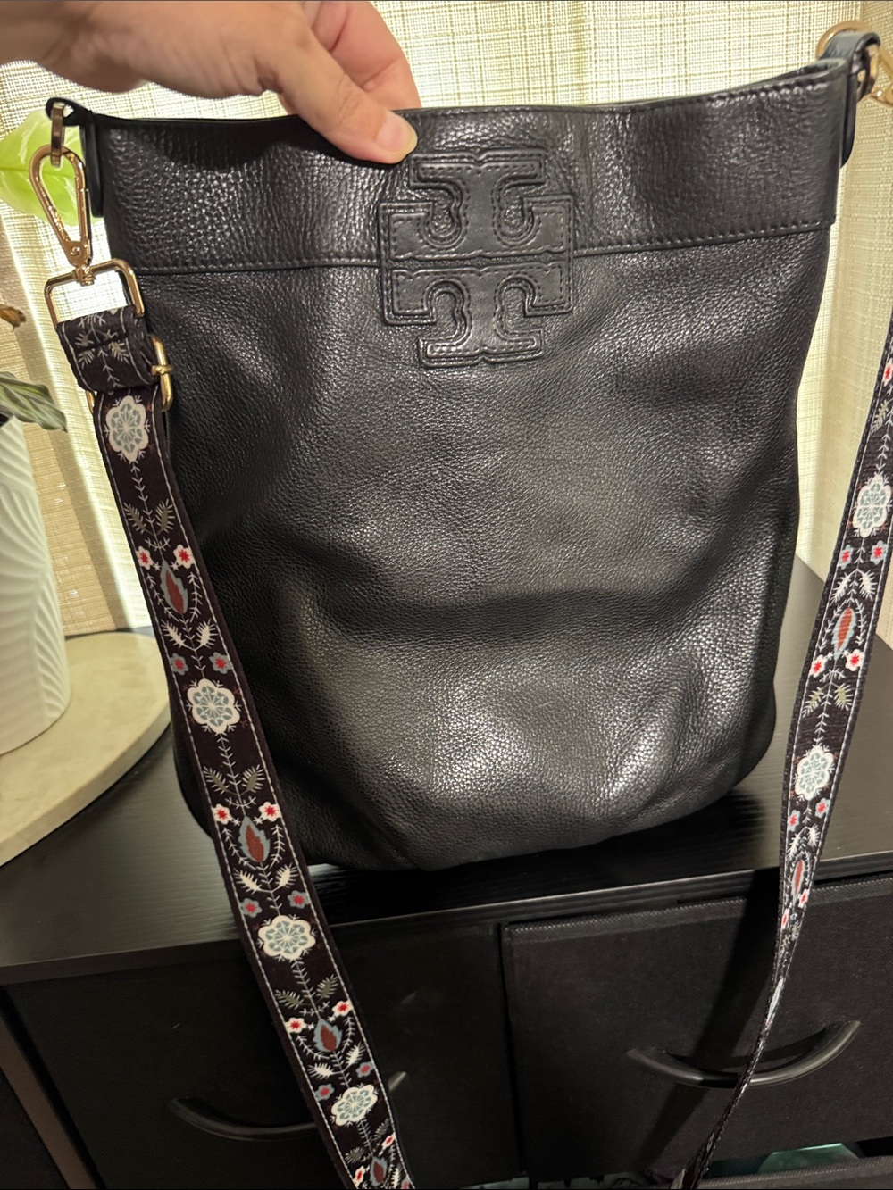 Tory Burch Black Pebbled Leather Shoulder Bag with Patterned Strap